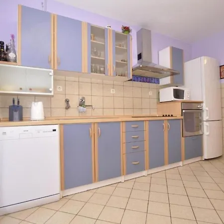 Apartman Eden Slatine