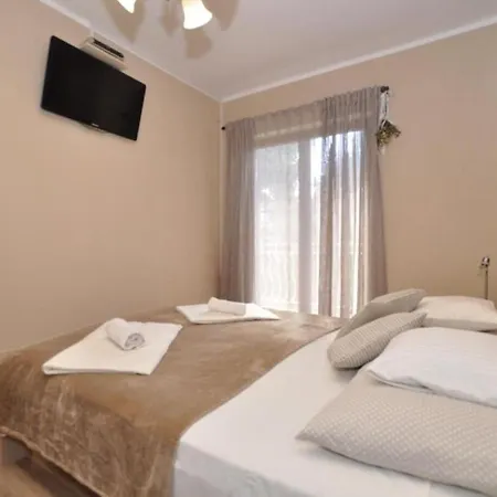 Apartman Eden *